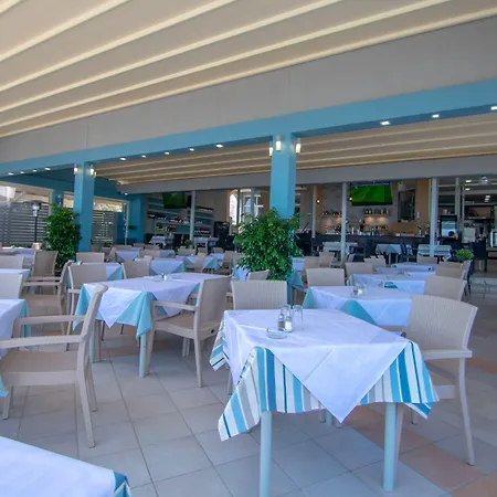 Aktypis Deluxe Hotell